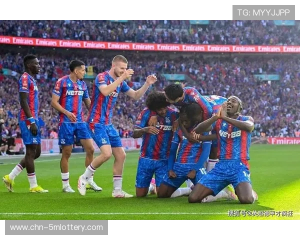 水晶宫0-0战平利兹联，保级路上关键积分入手