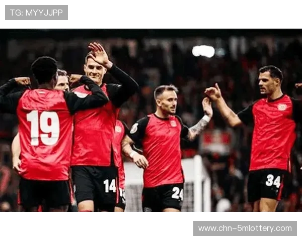 法兰克福vs门兴伤病名单：主队7人伤停，客队6人缺阵