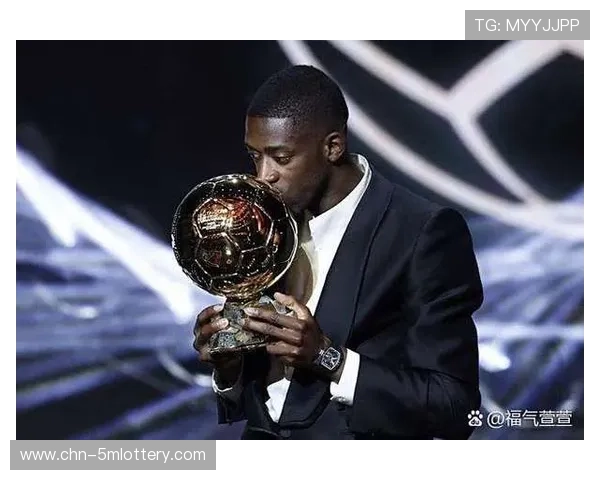 登贝莱怒批队友各自为战无法夺冠，巴黎圣日耳曼内部矛盾浮出水面