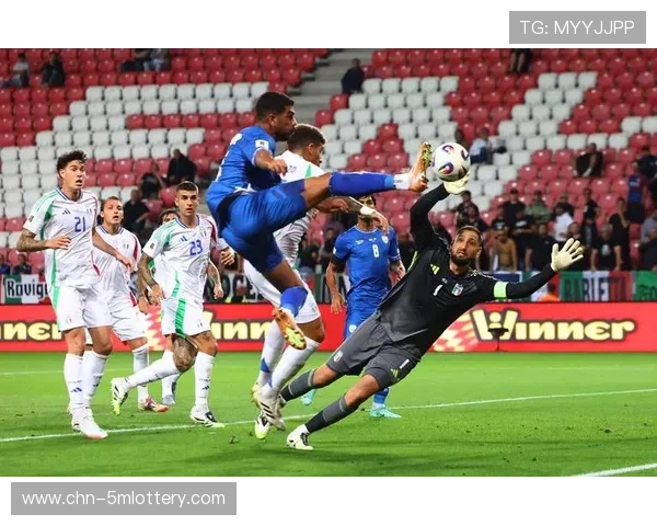 欧洲五大联赛战术变化分析:高位逼抢常态化,三中卫与伪边后卫互通 欧洲五大联赛战术变化分析:高位逼抢常态化,三中卫与伪边后卫互通